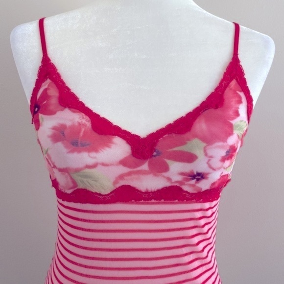 Rare Vintage Y2K Victoria’s Secret rare poppies & stripes micro mesh cami top - Picture 2 of 6